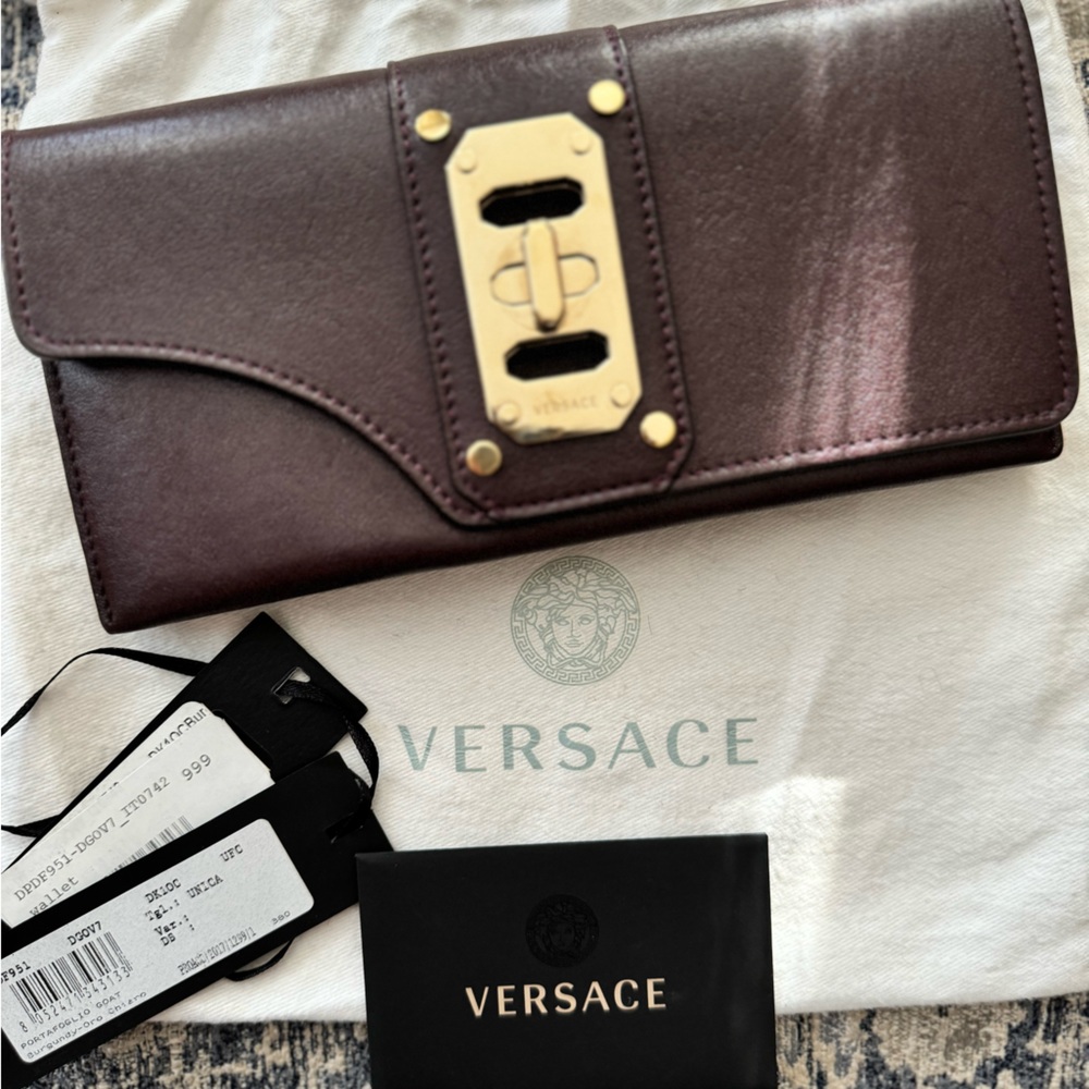 Versace wallet shoulder bag